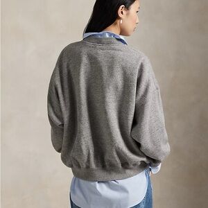 GAP Heather Gray Women's Crew Neck Sweater